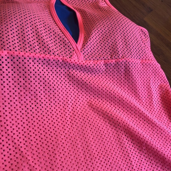 LJ Tank Top w/ sports bra. Medium. Great condition - Picture 8 of 8